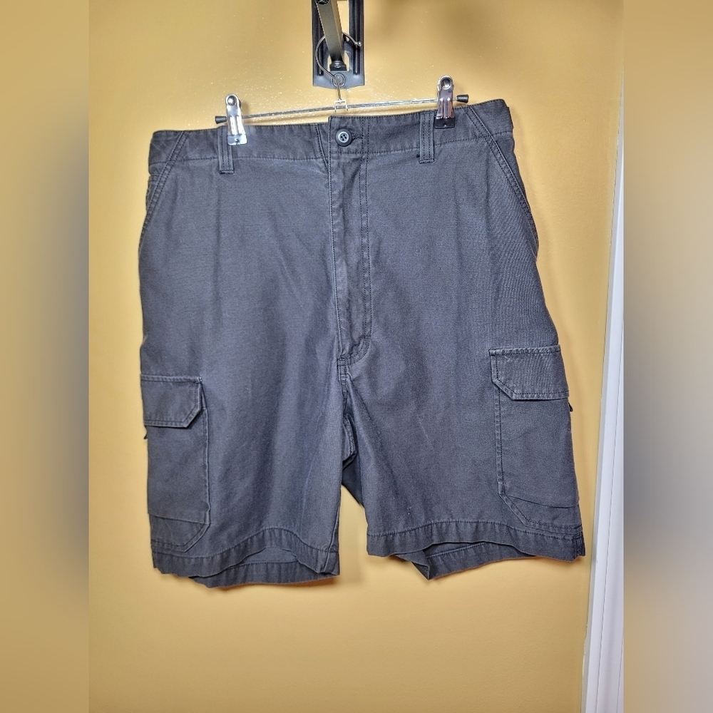 Alpha Industries Black Cargo Shorts sz 34